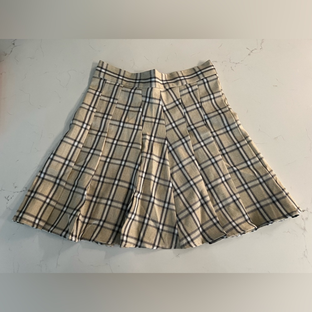 Blu Pepper pleated mini skirt size small